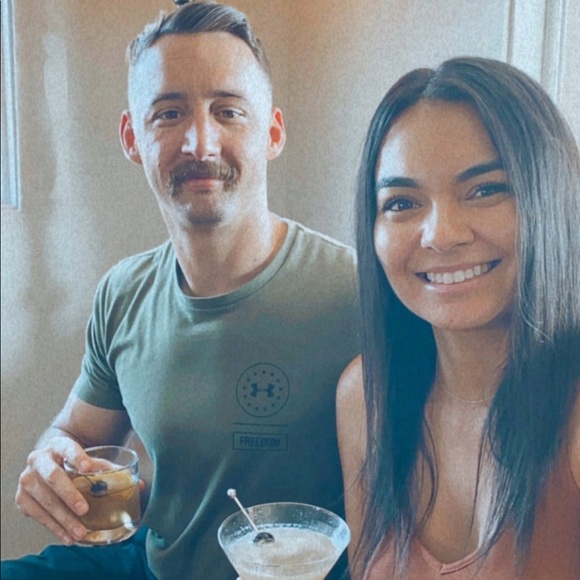 Meet Your Posher - Picture 6 of 10